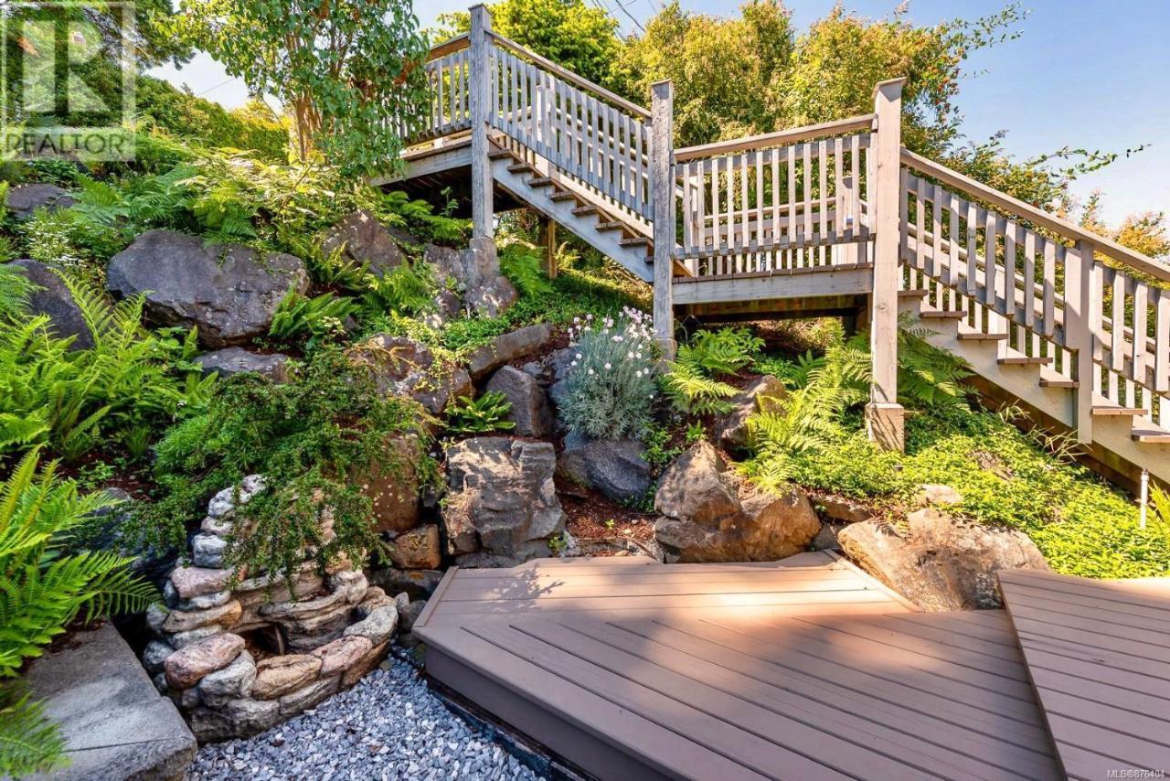 Ocean'S Edge Suite Campbell River Exterior photo
